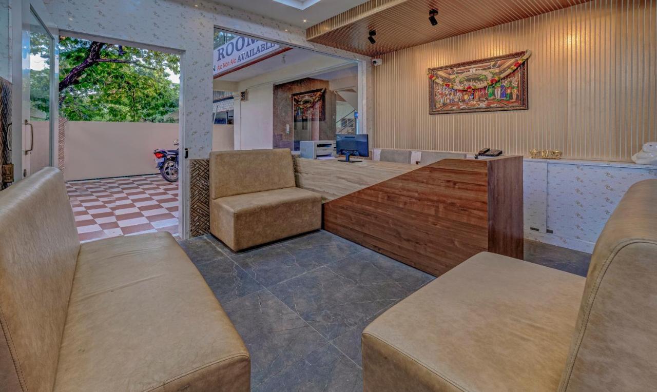 Treebo Seven Hotel 3*